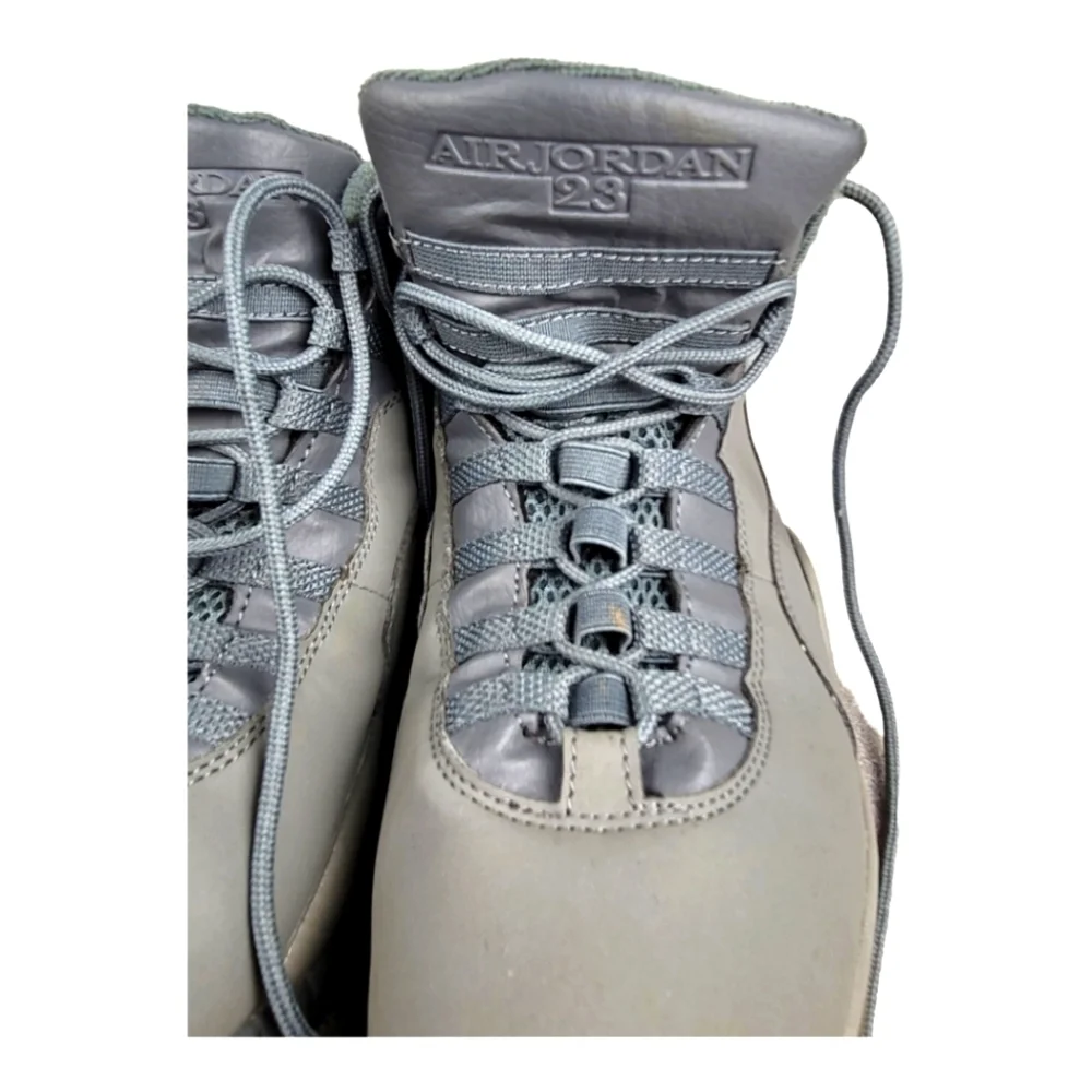 AIR JORDAN X COOL GREY SNEAKERS‎